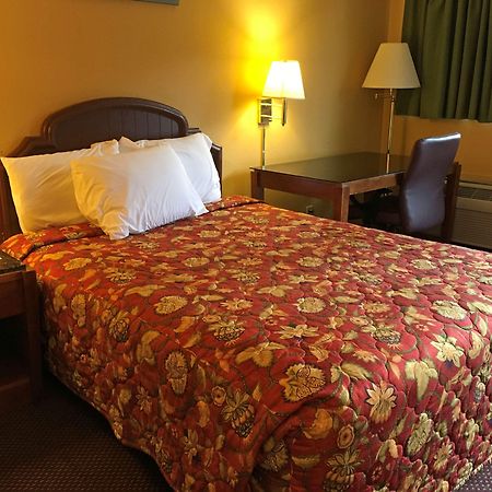 Days Inn By Wyndham York Alabama Exteriör bild