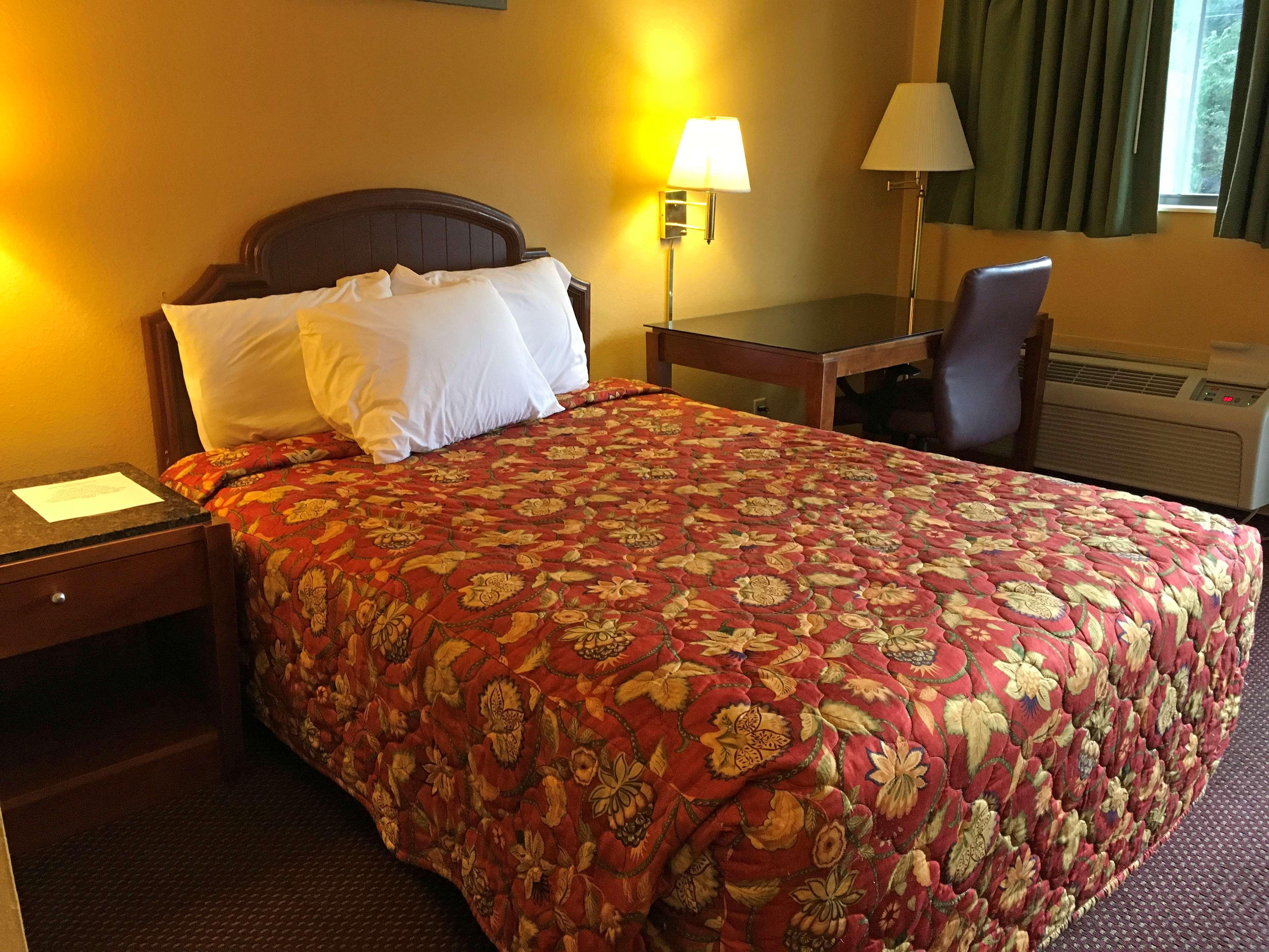 Days Inn By Wyndham York Alabama Exteriör bild