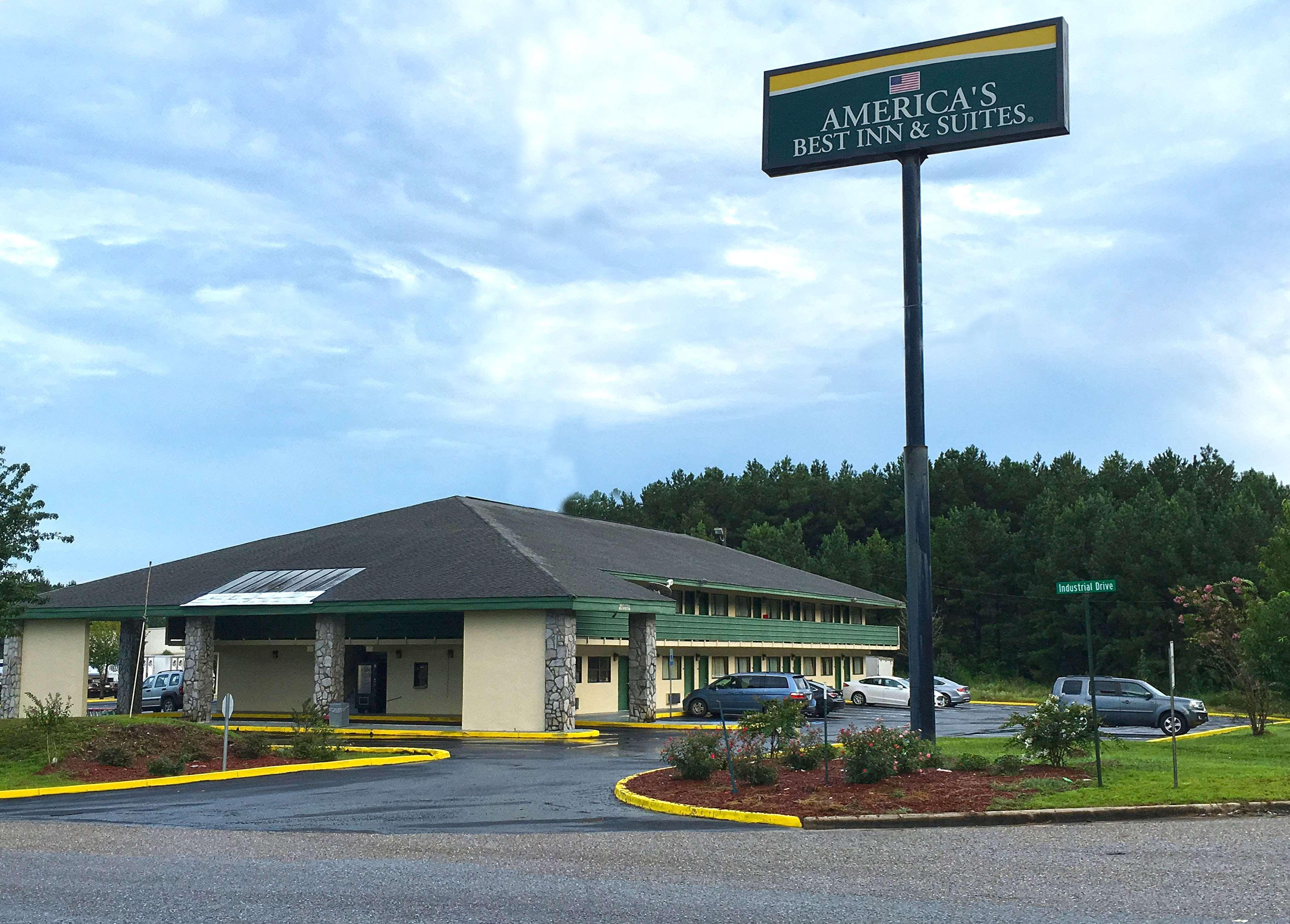 Days Inn By Wyndham York Alabama Exteriör bild
